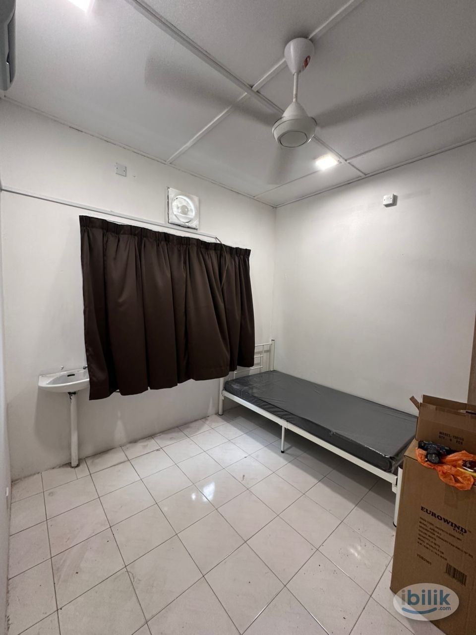 👧🏻👧🏻Suitable For UM Female Student | Female Unit Medium Room with Fully Furnished | Section 17 👧🏻👧🏻 - Image 4