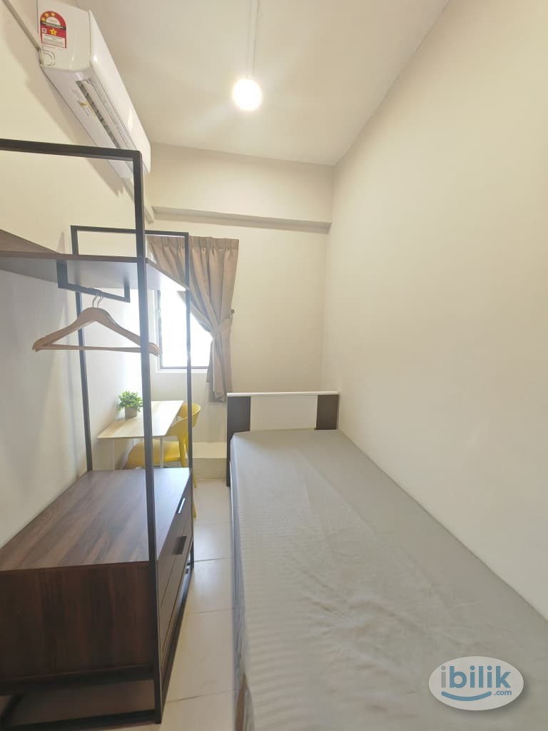 5 Mins Walking Distance To Menara Maybank , Zero Deposit🔥Single Bed Master Room With Private Bathroom , Walking Distance - Image 2