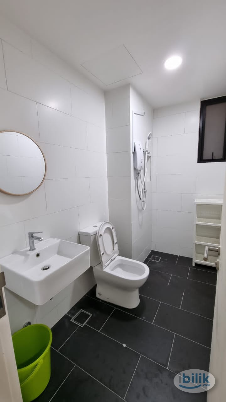 🔥 Master room for rent at SQWHERE, SUNGAI BULOH - Image 2