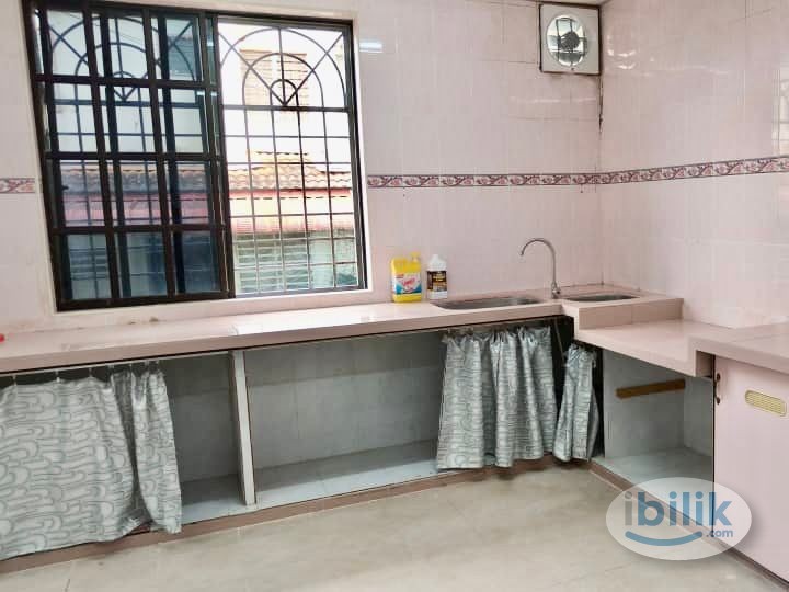 Middle Room Utilities Included @ 4 mins to Kulim Hospital - Image 2