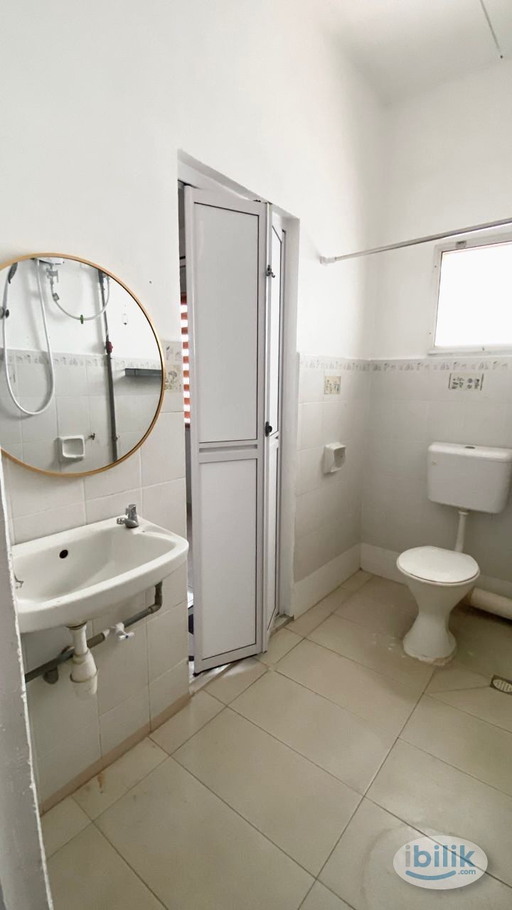 Middle Room Utilities Included @ 4 mins to Kulim Hospital - Image 4