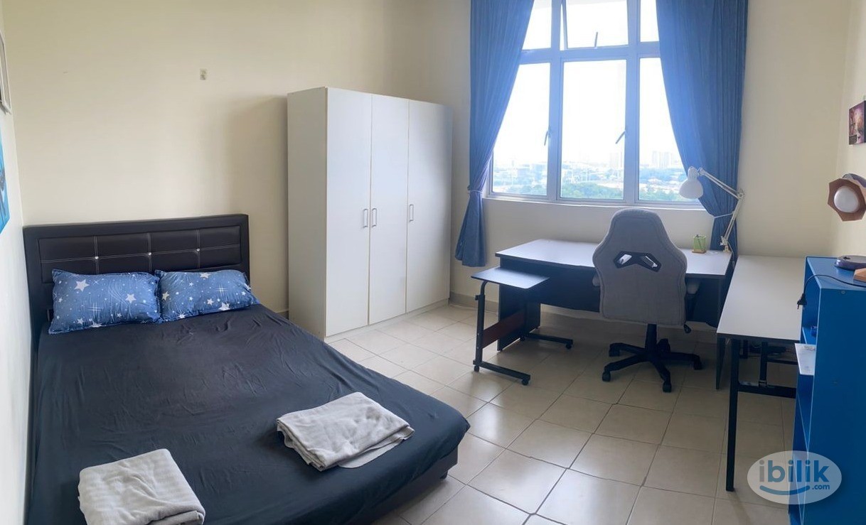 Middle Room at Apartment PPAM Larai - Prefect Location for Students & Young Professionals - Image 1