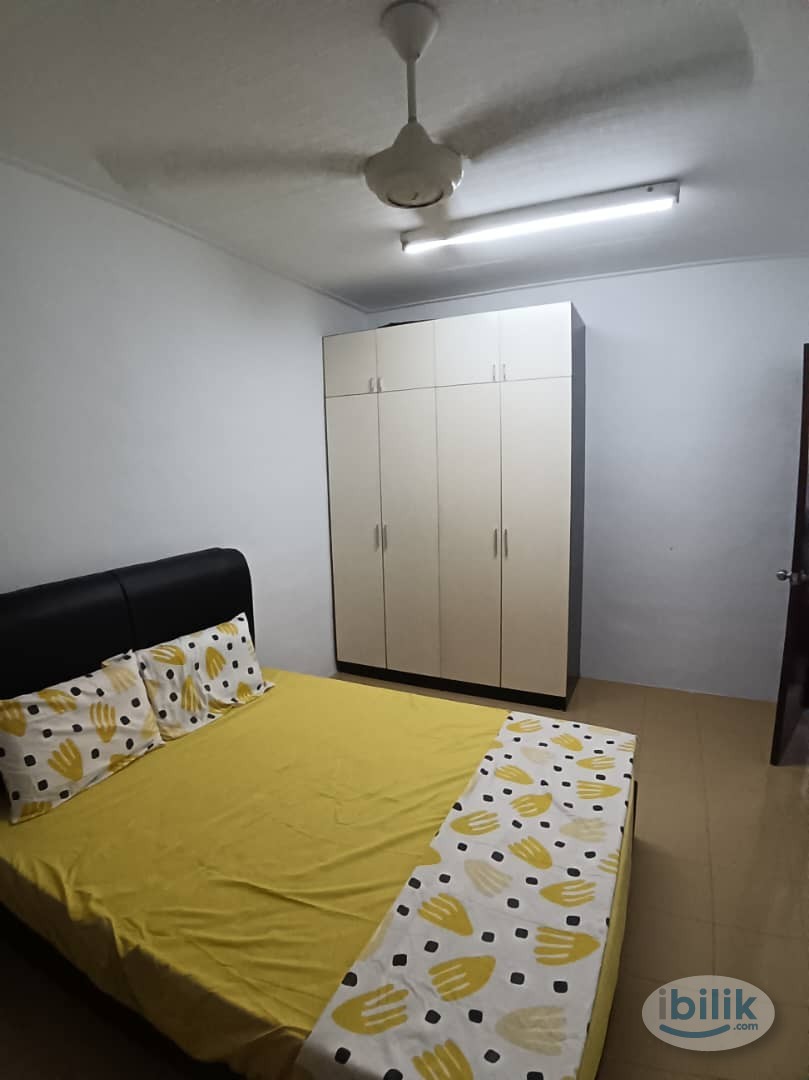 Female room for rent at Taman Besatu @ Kulai - Image 4