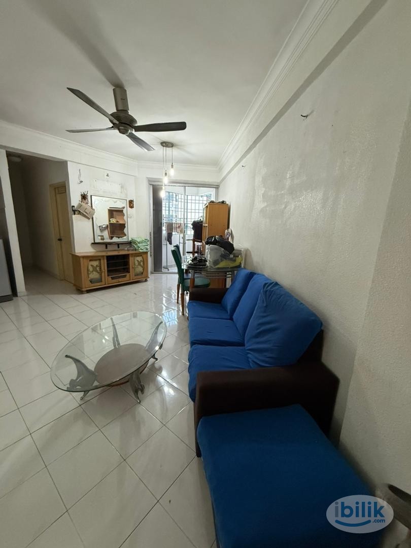 Master Room at Bukit Gambier, Penang - Image 4