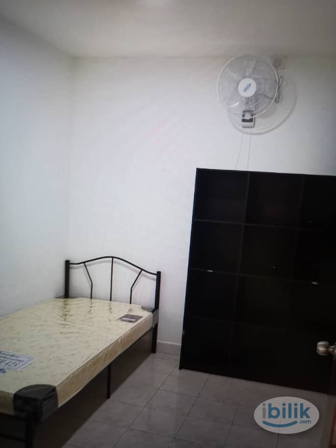 Single Room at Taman Mount Austin, Johor Bahru - Image 1