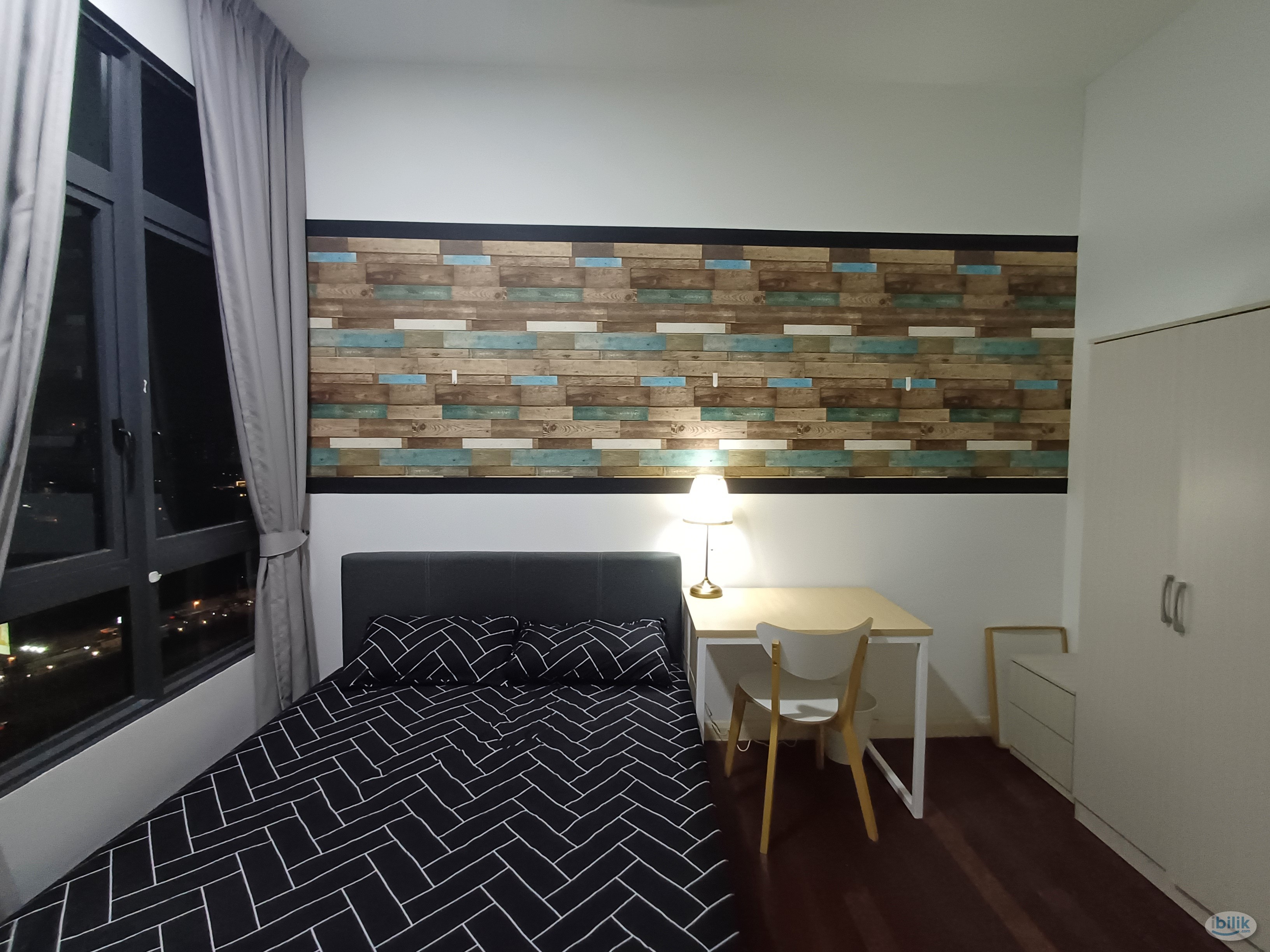 Ultra-Comfortable Queen Bedroom for Rent in The Vyne Sungai Besi KL - Image 2