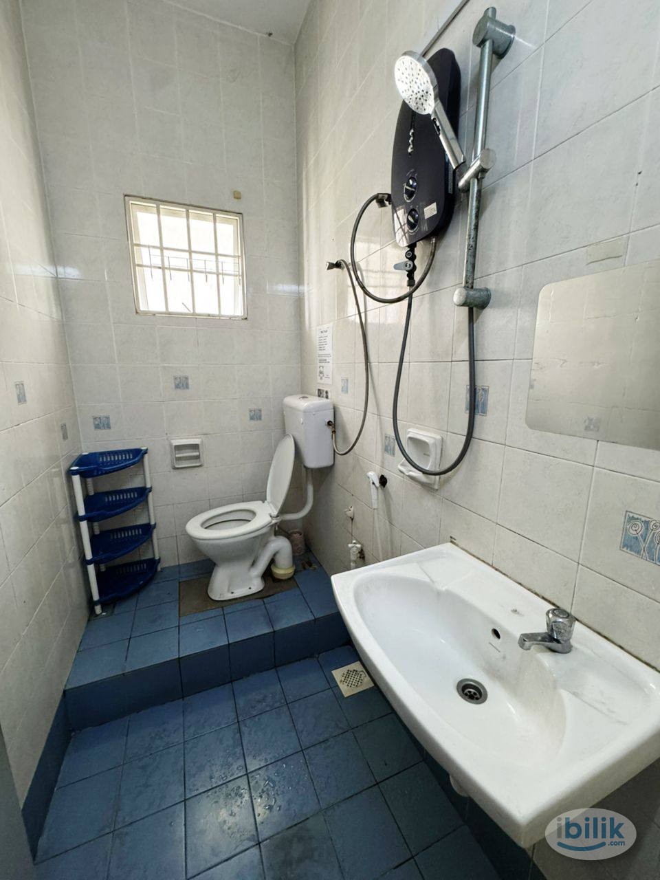 🏡 Budget-Friendly Room for Rent @ Setia Alam - Image 4