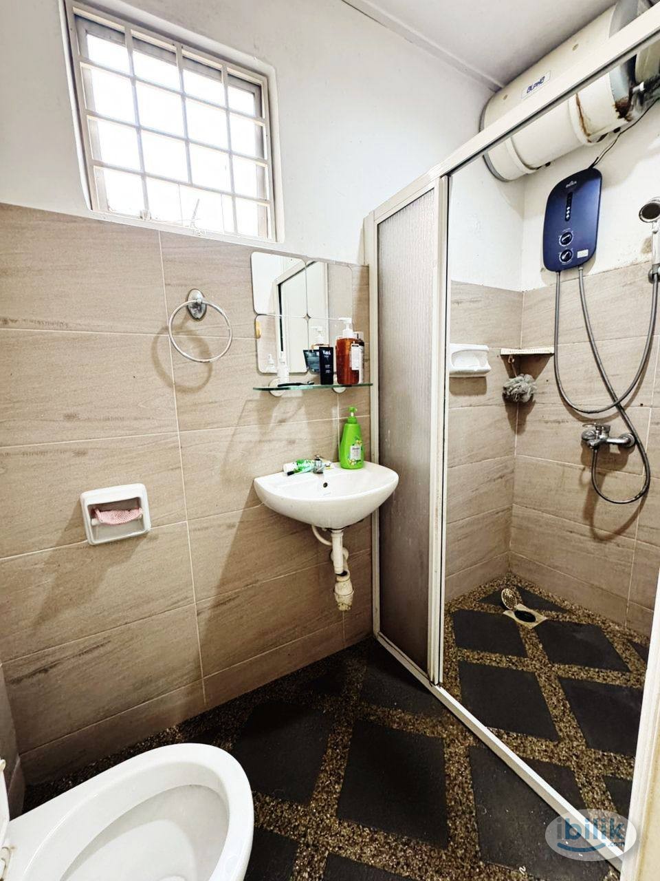 🏠 Room for Rent @ Bandar Utama ✅ Zero Deposit option available - Image 5