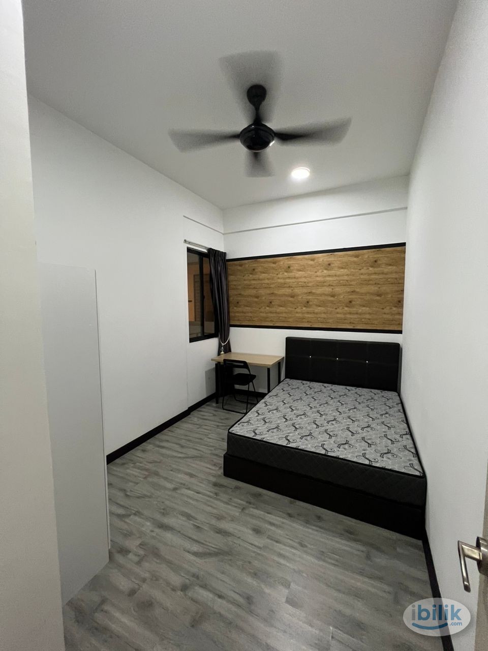 FREE WIFI+UTILITIES, Middle Room at D'Sands Residence, Old Klang Road - Image 1