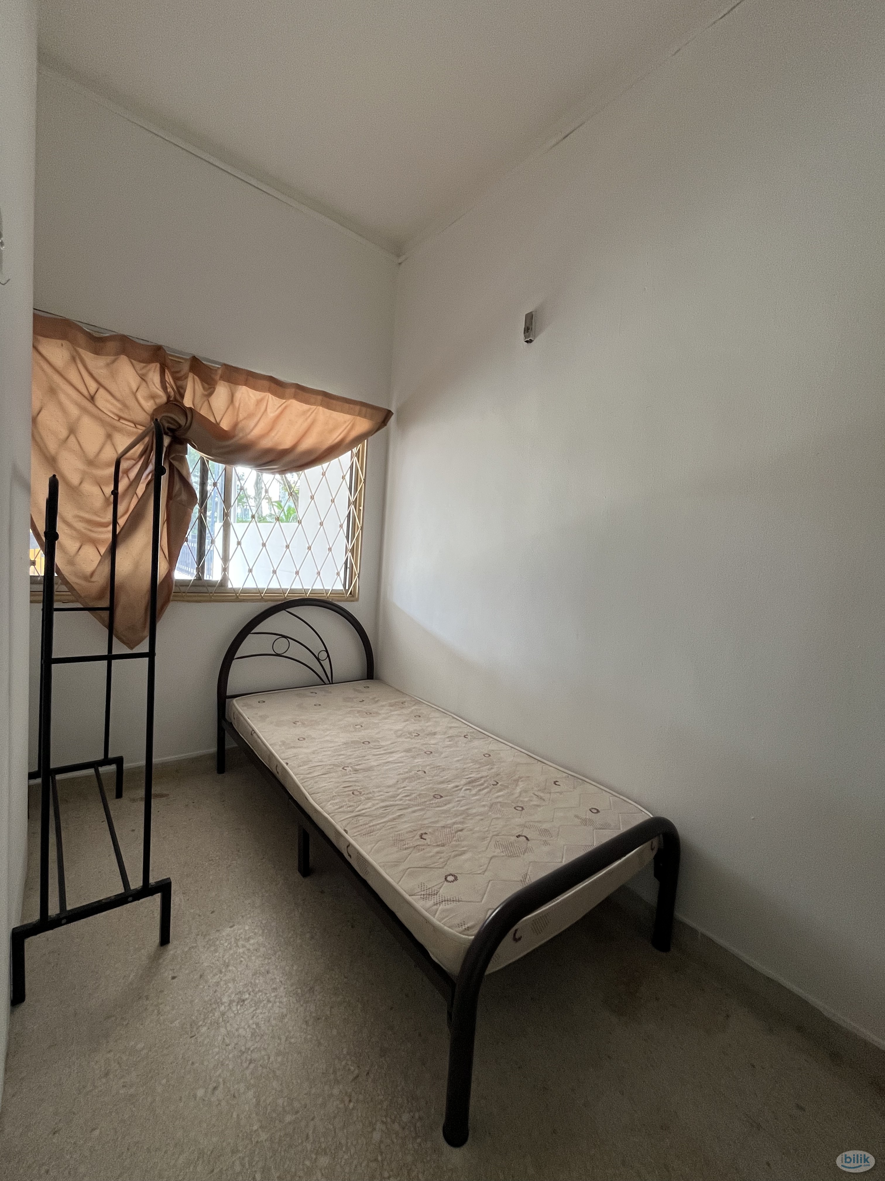 Zero Deposit 😍‼️ Middle Room at SS2, Petaling Jaya - Image 1