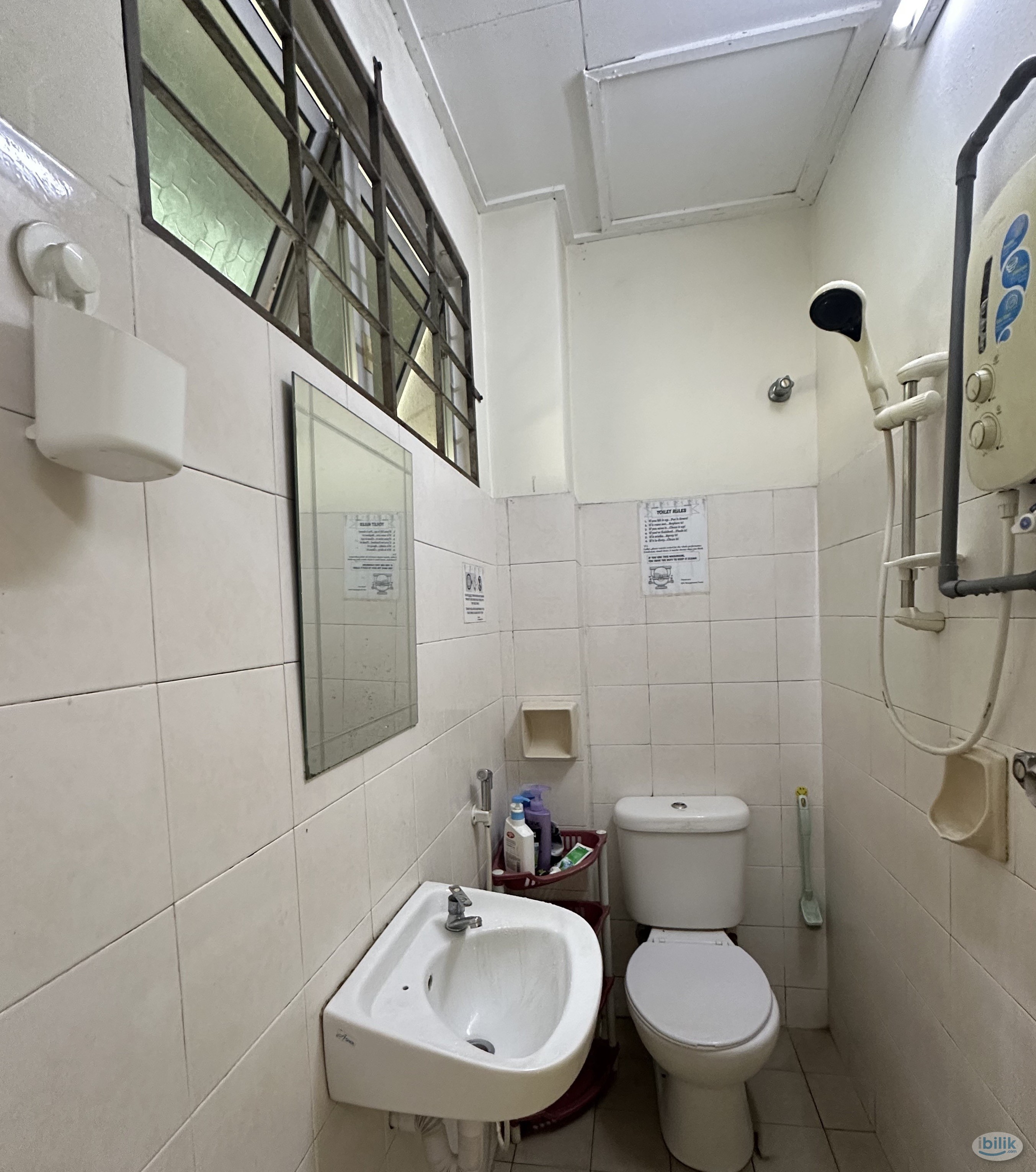 😱‼️SPACIOUS ROOM IN KOTA DAMANSARA‼️😱MOVE IN IMMEDIATELY WITH ZERO DEPOSIT 🤩💯 - Image 3