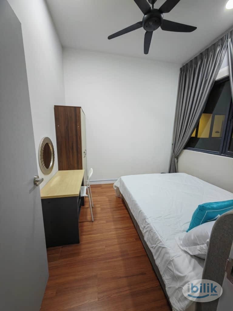 Middle Room at Rumbia Residence @ ARI Permaisuri, Bandar Sri Permaisuri - Image 3