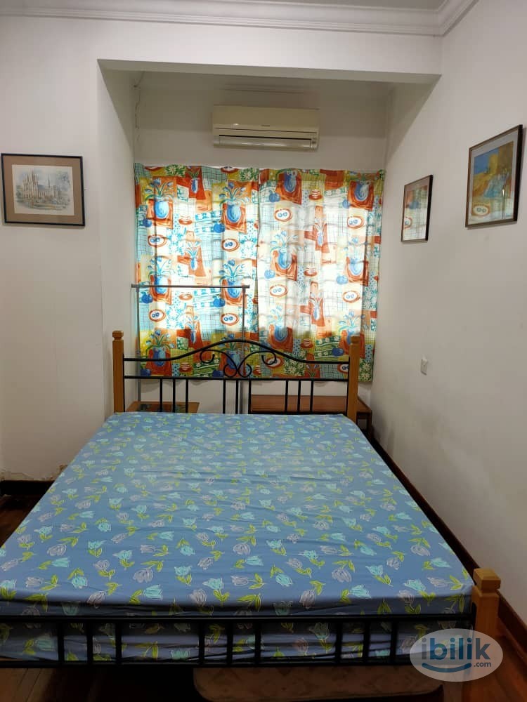 Middle Room at BU6, Bandar Utama - Image 5
