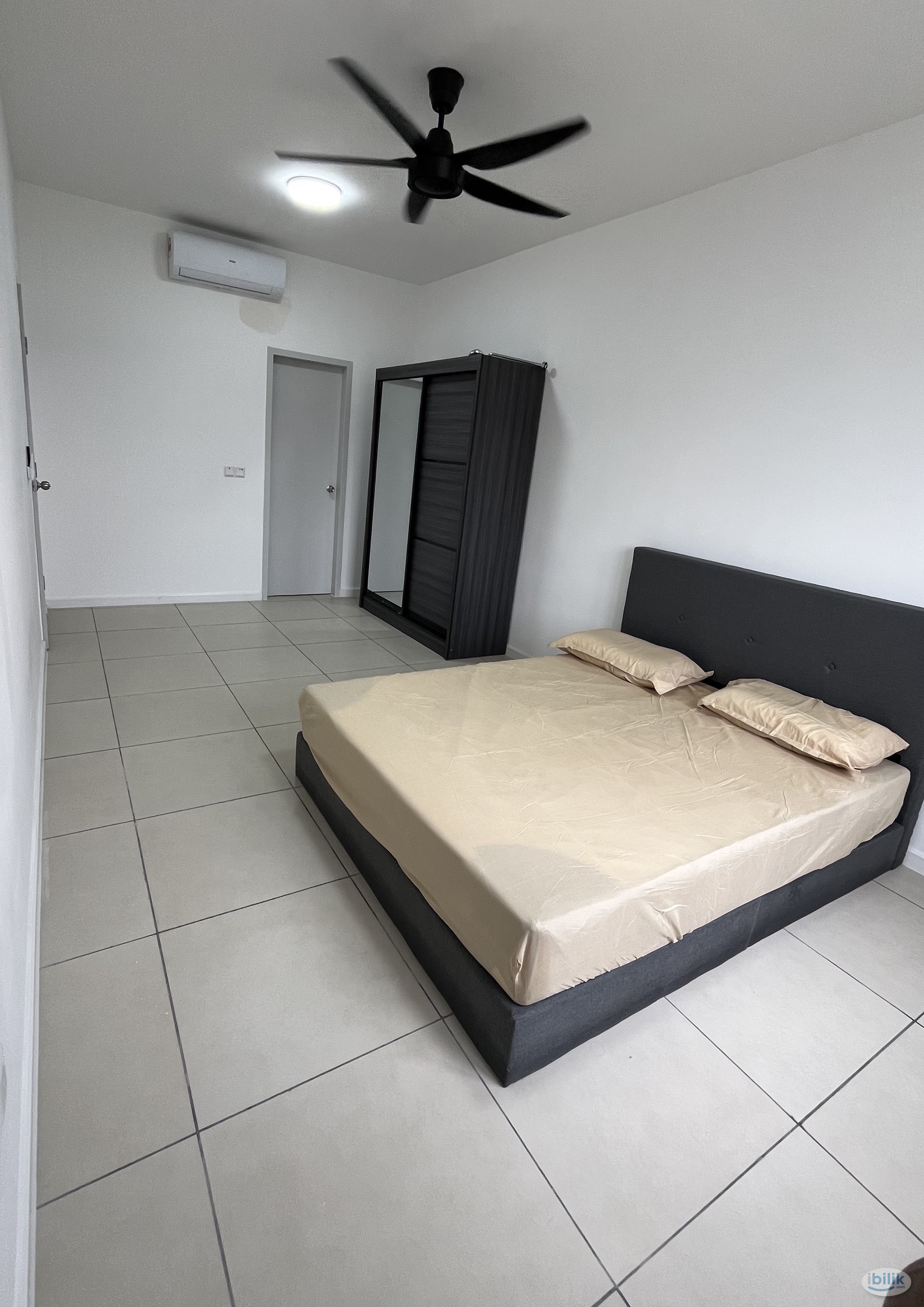 Master Room at Cybersouth, Dengkil - Image 2