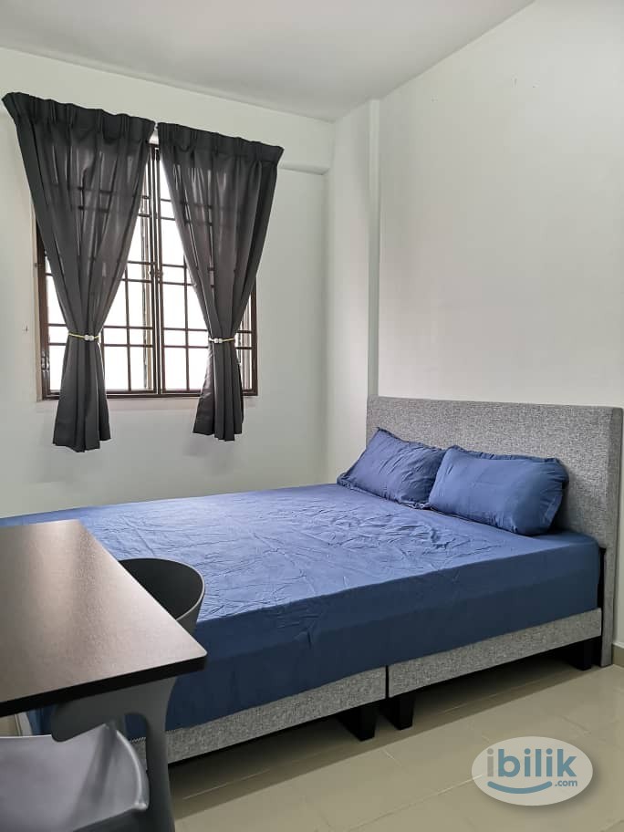 Female Bigger Room @ Female Hostel Nearest To Georgetown, Komtar, Penang - Image 1