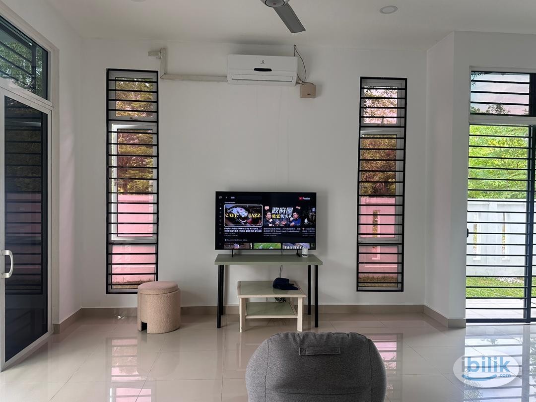 Master room RM950 Private toilet Included water ,electricity ,wifi , Carpark - Image 5