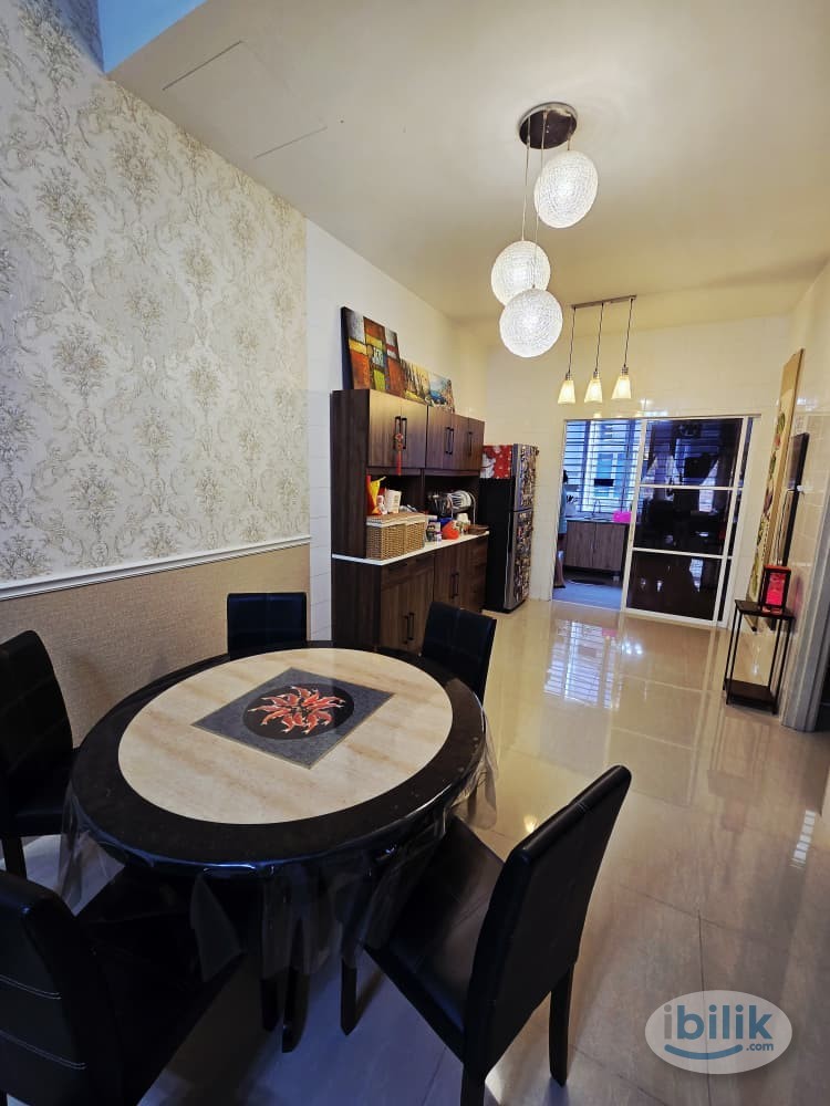 Middle Room with Private Bathroom, Pesona Kemuning, Kemuning Utama, - Image 5