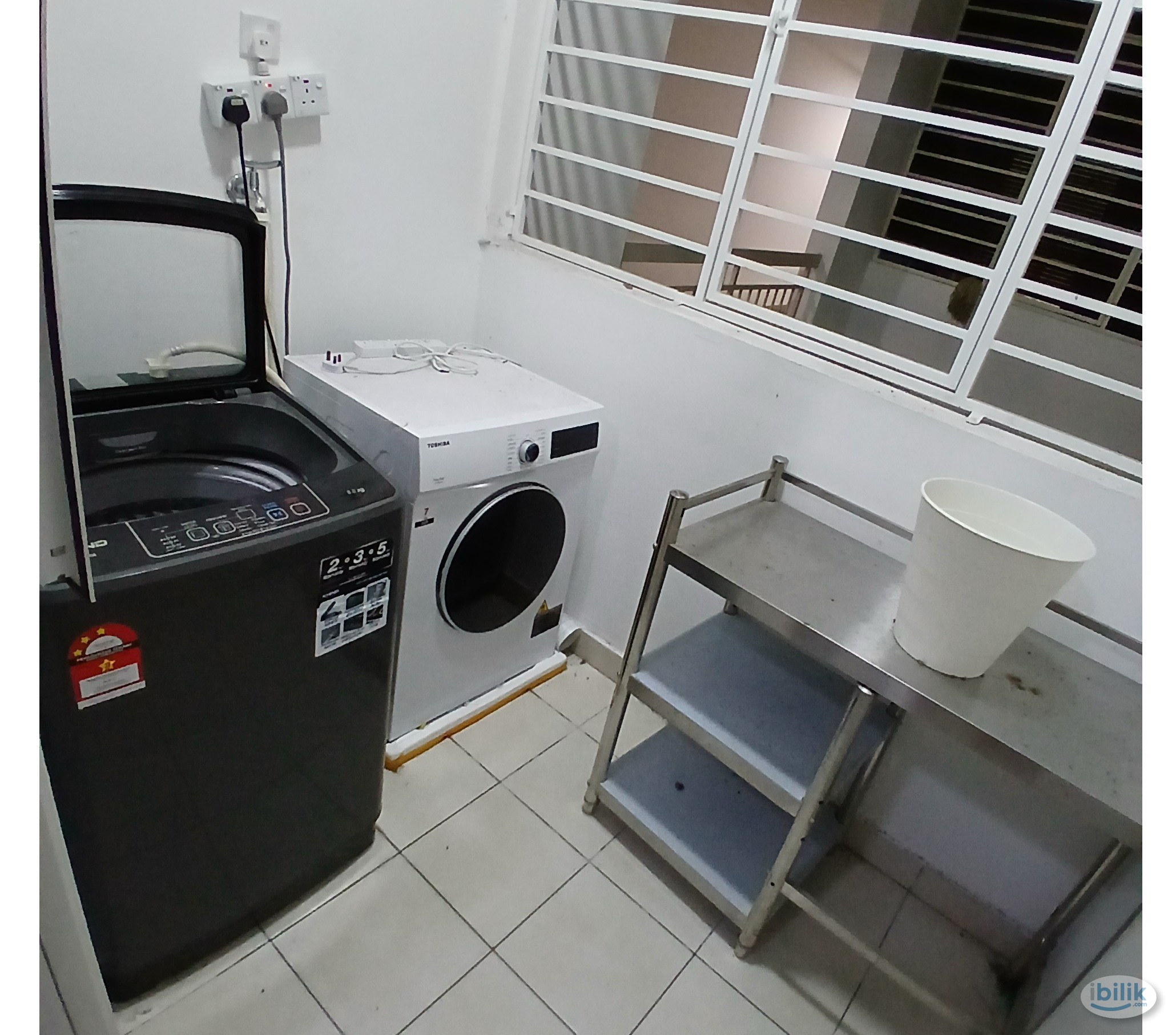 Middle Room at Saville @ D'Lake, Puchong Female Unit (Utility Included) - Image 4