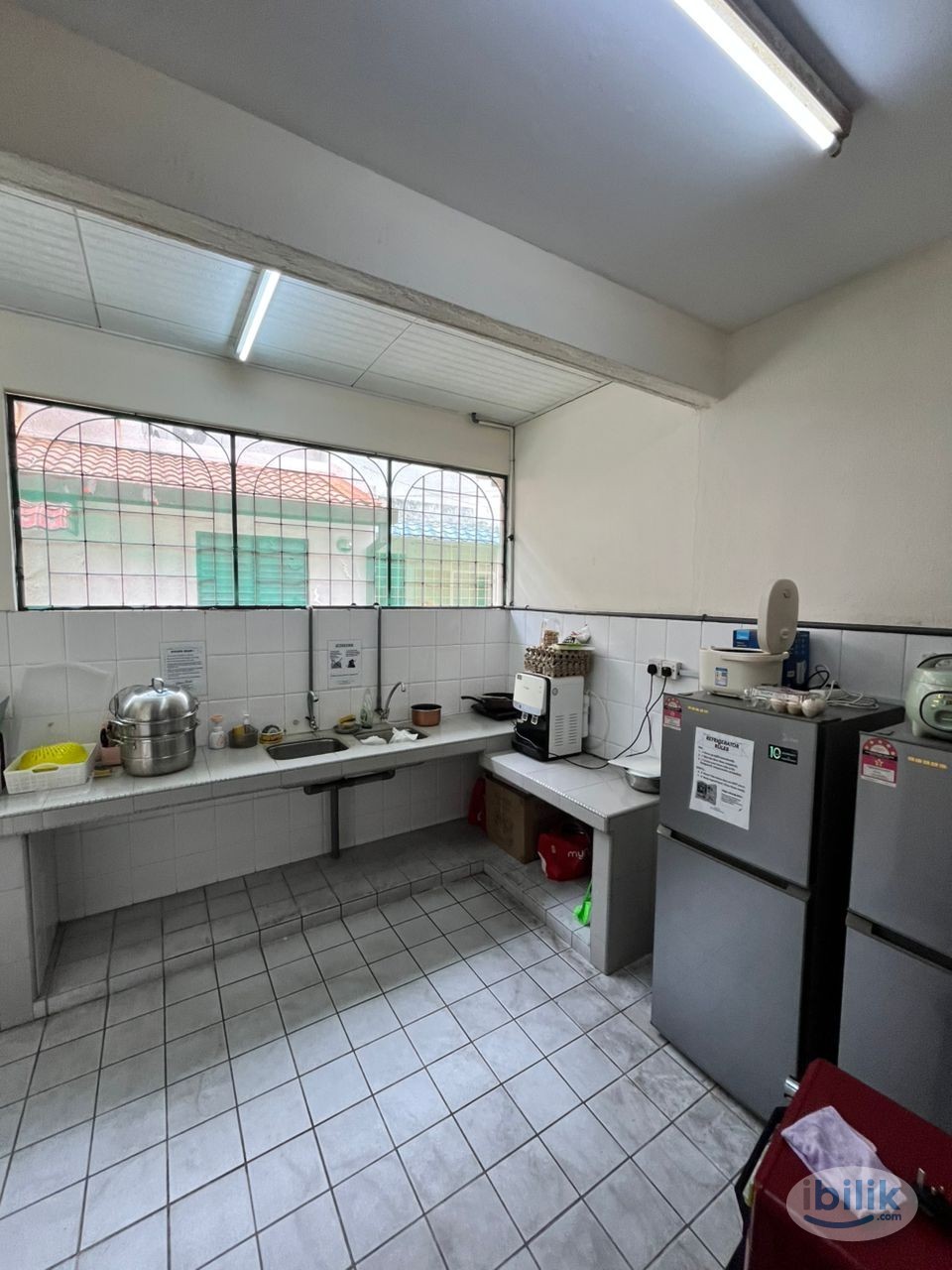 🚩BANDAR UTAMA PETALING JAYA SPACIOUS MASTER ROOM WITH PRIVATE BATHROOM FOR RENT🤩NEARBY ONE UTAMA , AVENUE , CENTRE POINT - Image 4