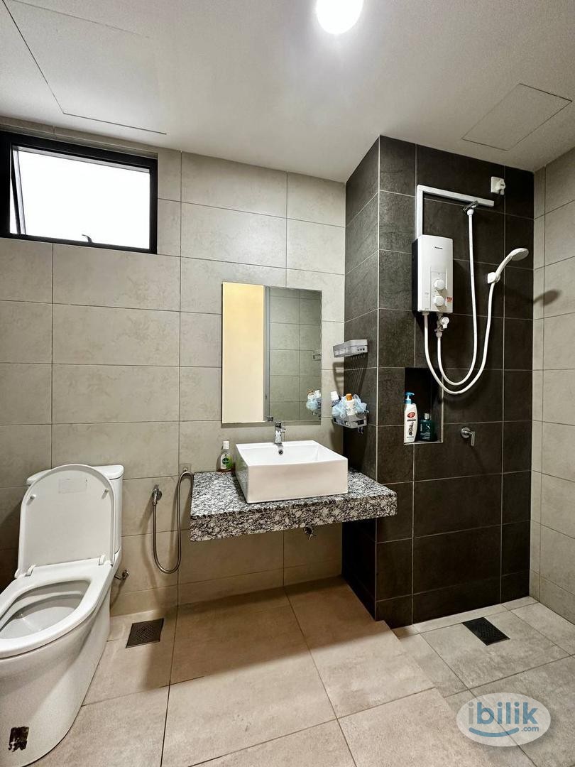Butterworth Condo Master Room For Rent !! Accept Viewing !! Oct Can Move !! - Image 2