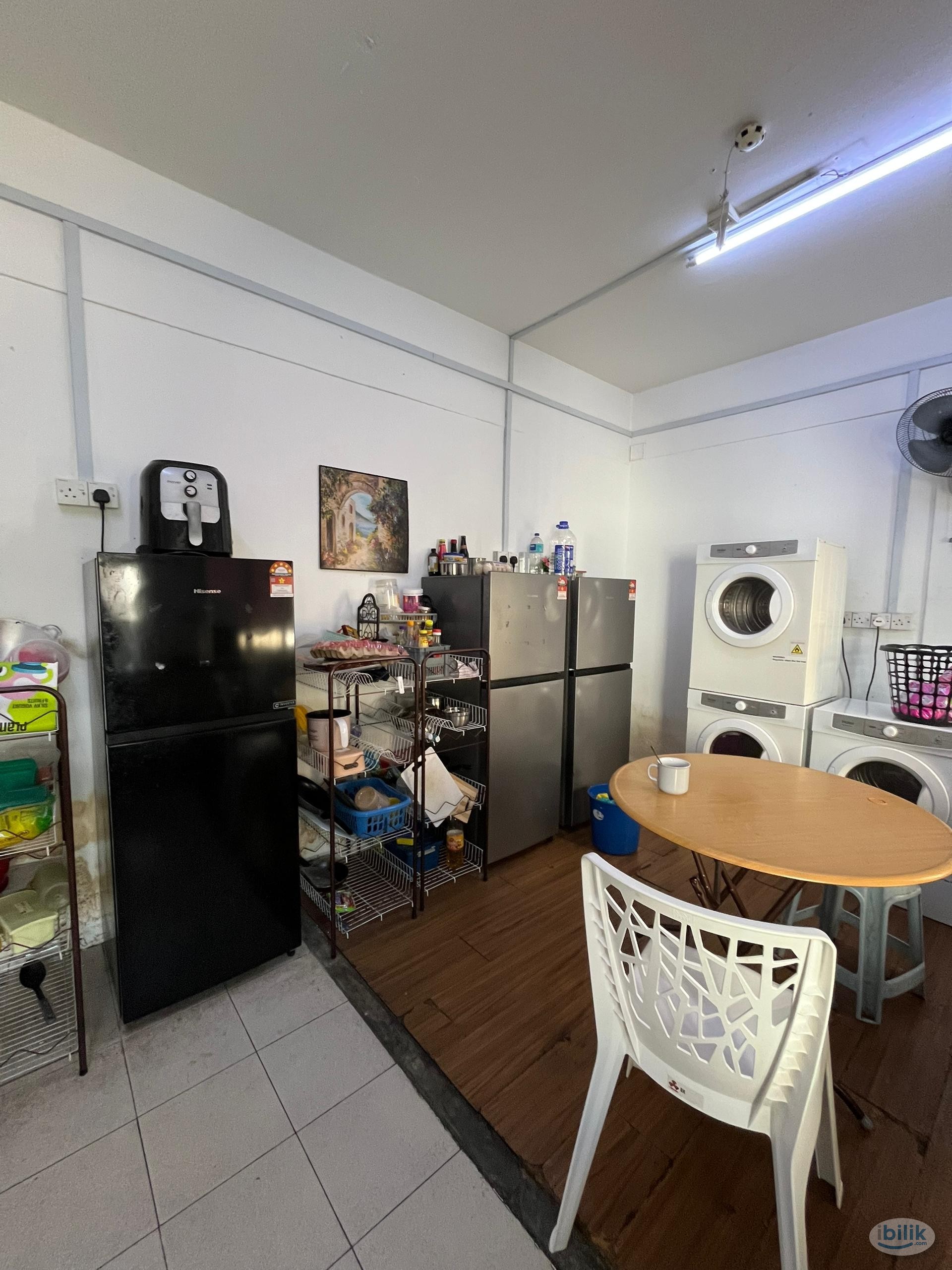 3 Mins walk LRT IOI PUCHONG JAYA 🚄 | ZERO DEPOSIT 🔥| FEMALE UNIT ONLY ✨ - Image 2