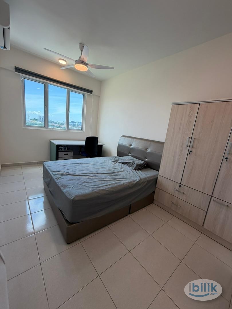 Master Room at Havana Beach Residences, Bayan Lepas - Image 3