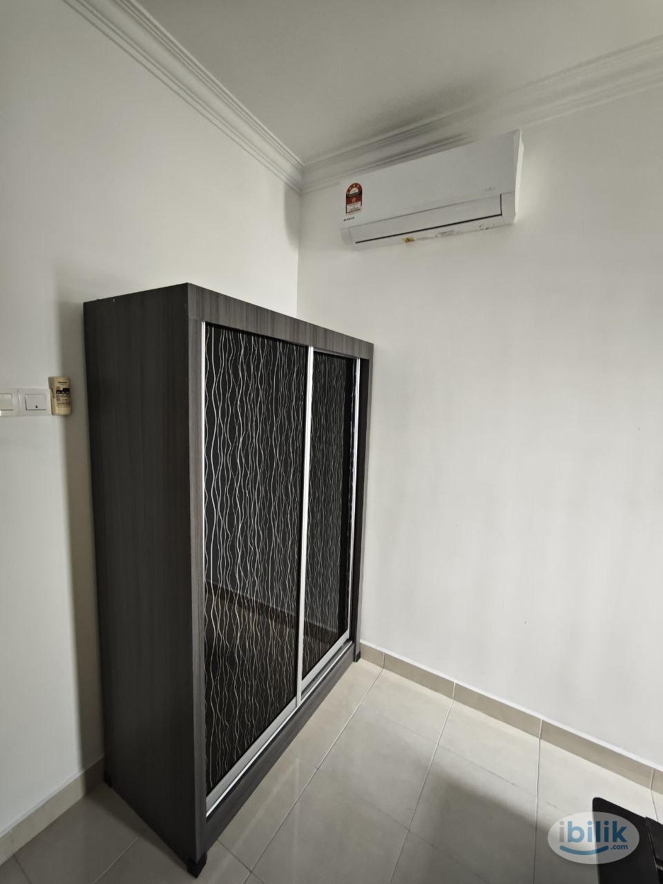 Medium Room at Pelangi Utama, Bandar Utama - Image 2
