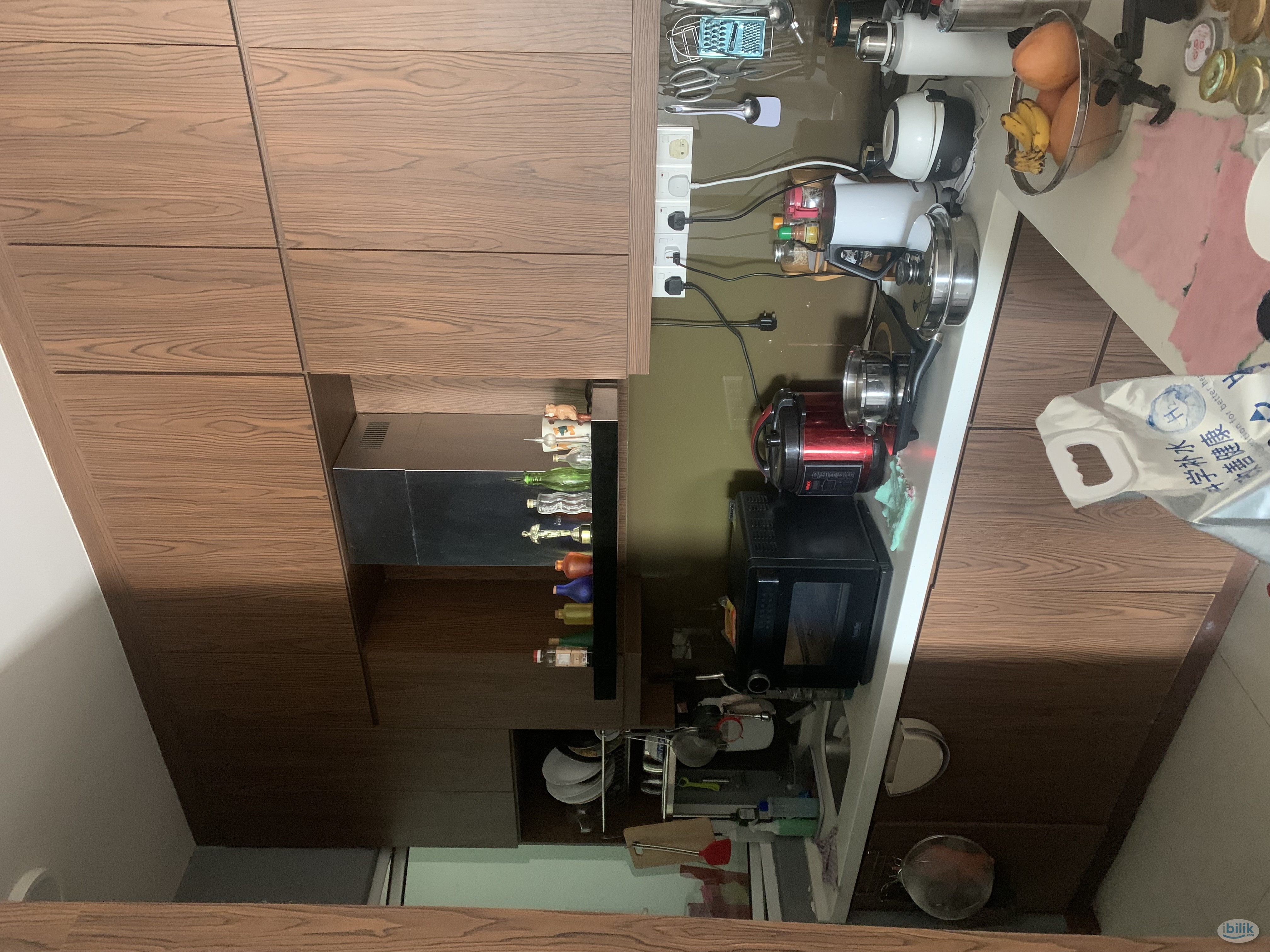 Fully furnished room for female - Image 4