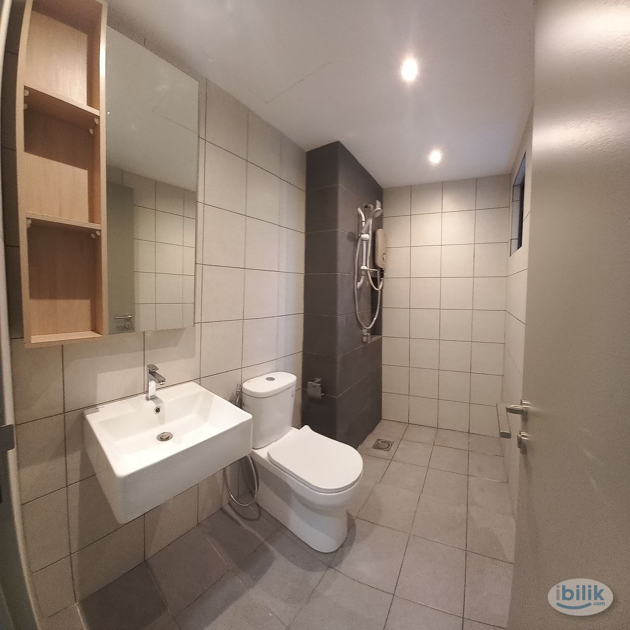 Master Room For Rent @ D'Vervain Damansara Perdana Mutiara Damansara PJ Trade Centre Empire - Image 3