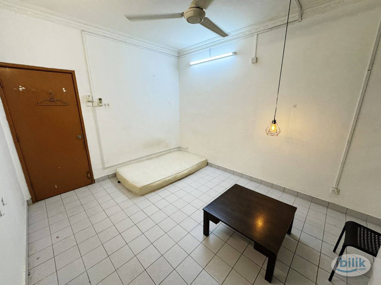 🏡🔥Medium Room @ BU #54 🚆 Walk to MRT Bandar Utama 🏡🔥 - Image 2
