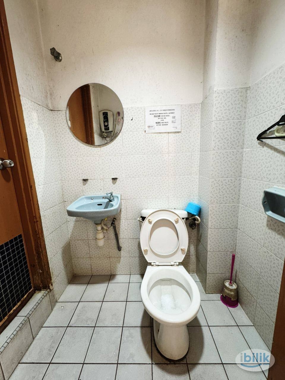 🏡🔥Medium Room @ BU #54 🚆 Walk to MRT Bandar Utama 🏡🔥 - Image 5