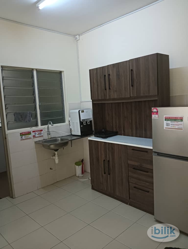 Queen Bed Room For Rent at Platinum Lake PV12, Danau Kota, Setapak, Kuala Lumpur - Image 5