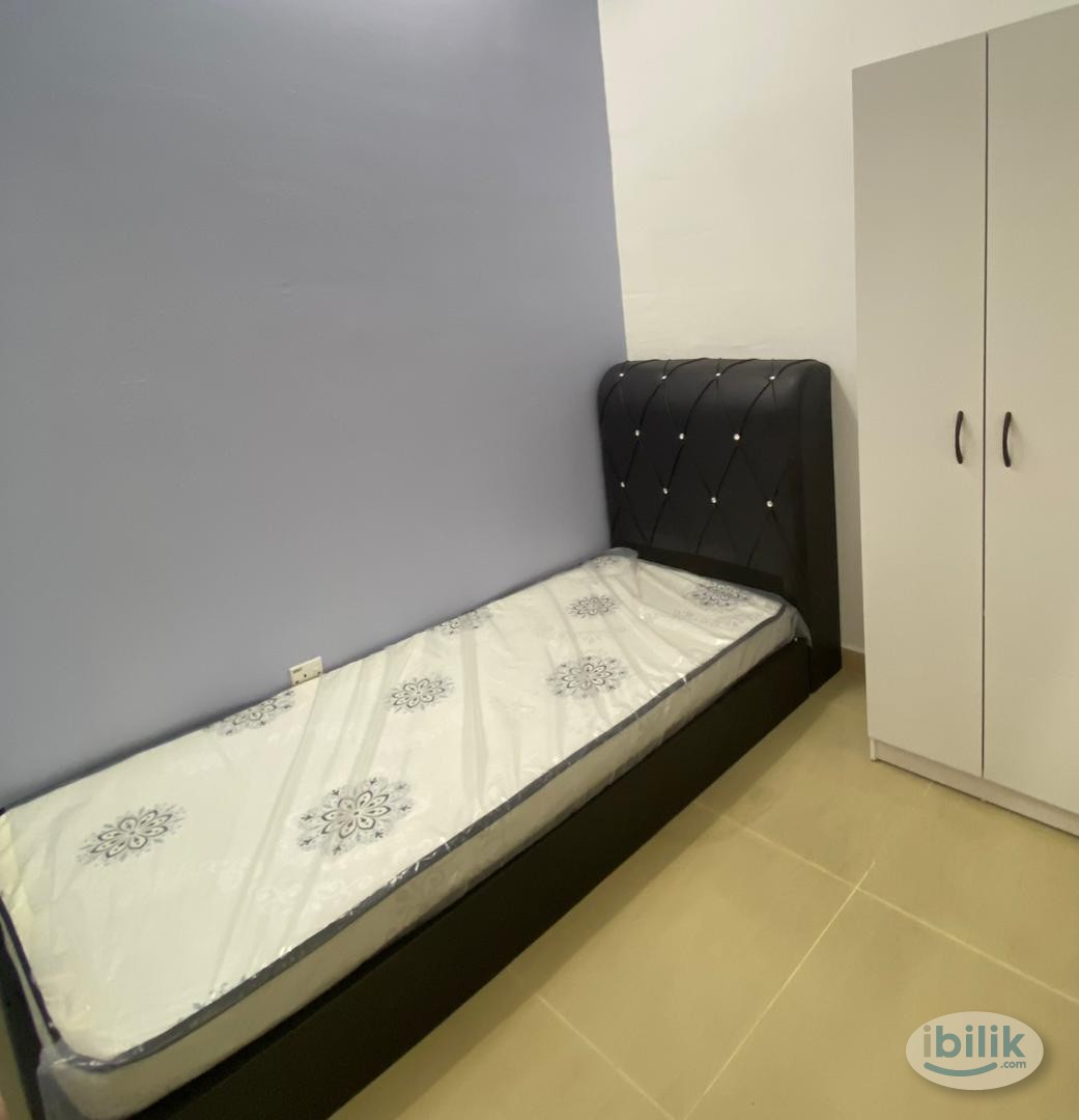 Single Room at Bandar Sunway, Petaling Jaya - Image 1