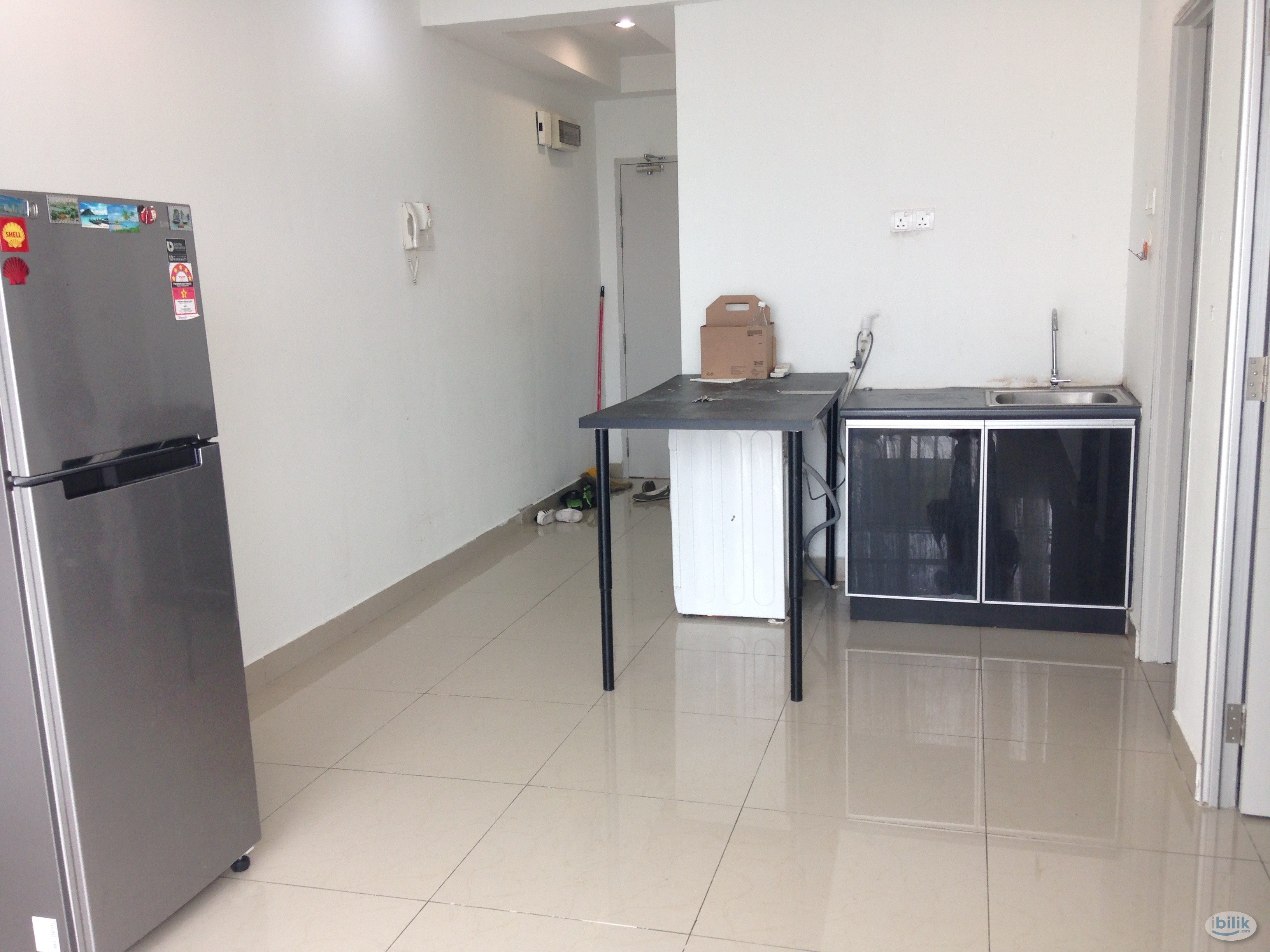 MENARA U2 FEMALE ROOM TO RENT - Image 3