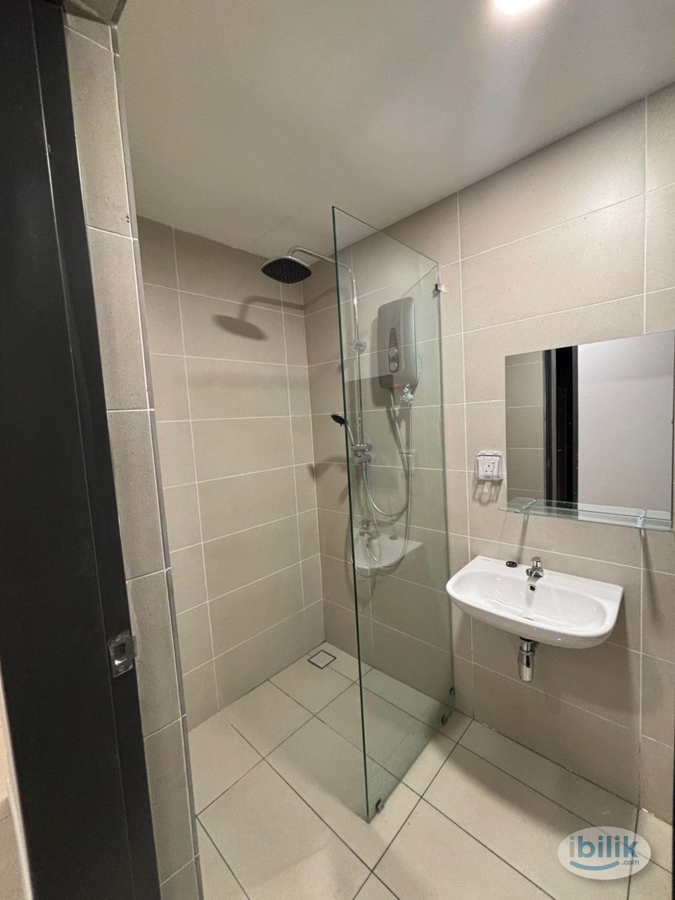 Single Room at Anggun Batu Kawan, Seberang Perai - Image 3