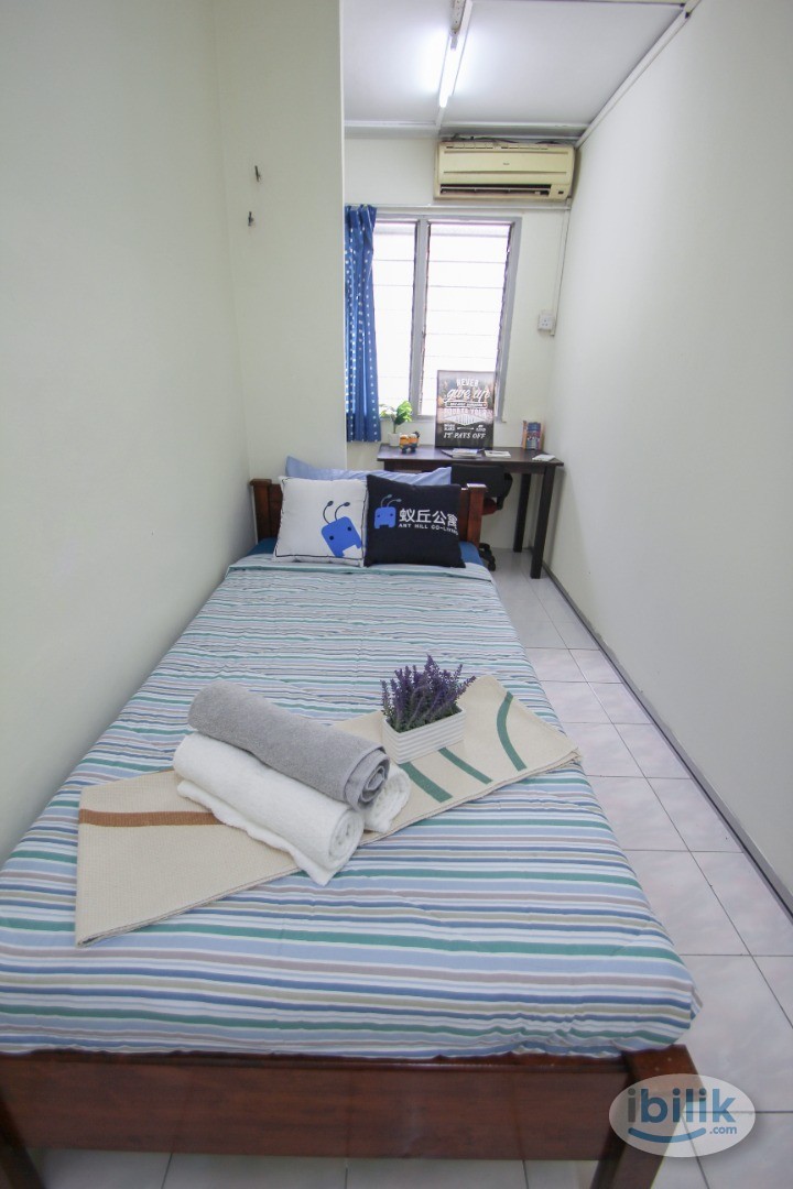 Single bed, with aircon @ PJ Jalan SS 22/5, Near Damansara , PJ , Aeon mall - Image 3