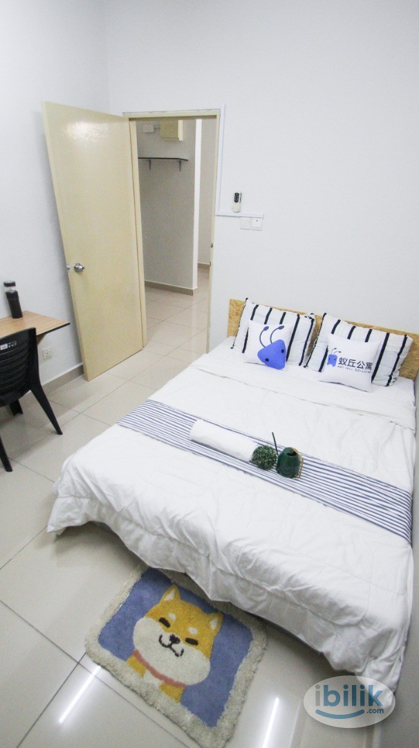 QUEENSIZE Room FANS ONLY @ LRT Ara Damansara, Next to Evolve Mall,Near to Subang Airport, KD - Image 1