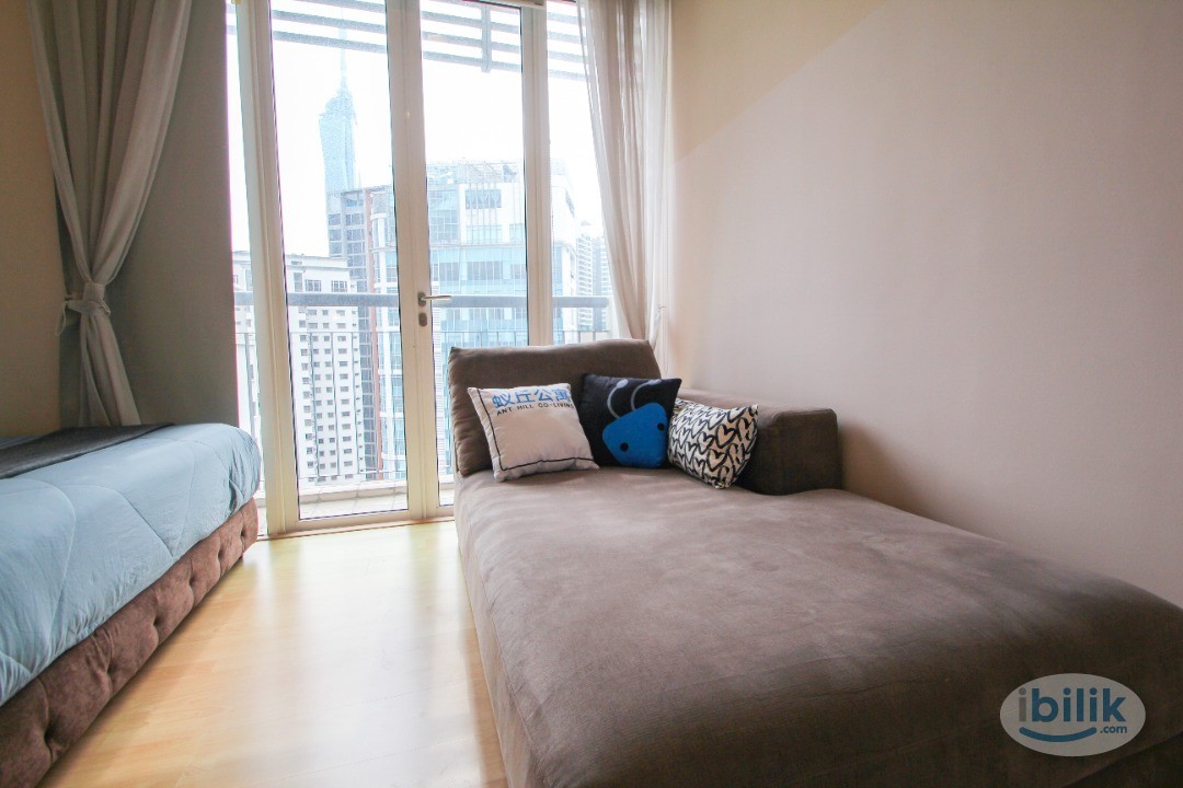 Premium Balcony Room with Aircond @ Bukit Bintang, KLCC, Pavillion - Image 2