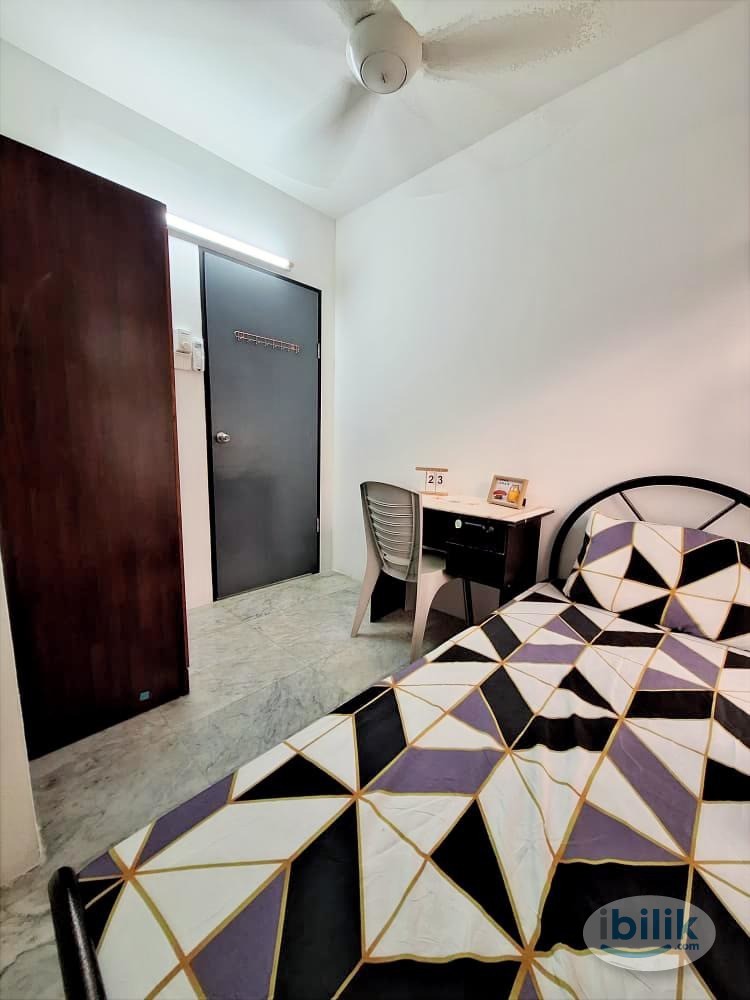 Single Room at Georgetown, Penang - Image 3