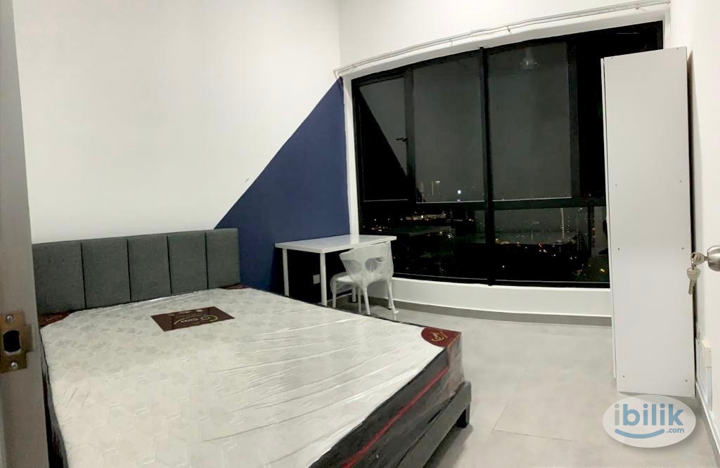Middle Room – Peaceful Environment at D'Sands Residence, Old Klang Road - Image 1