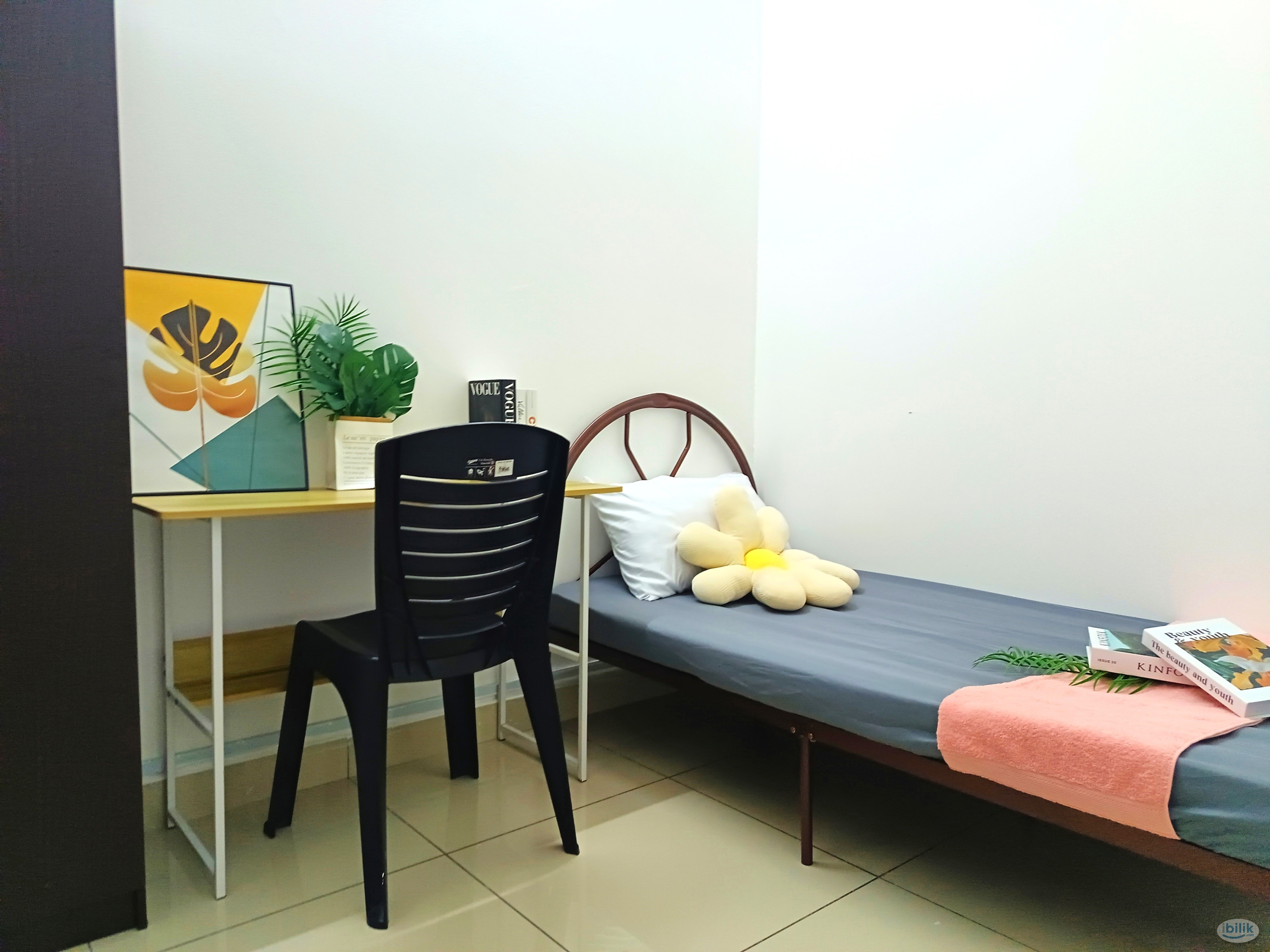 Single Room at Bayan Lepas, Penang - Image 1