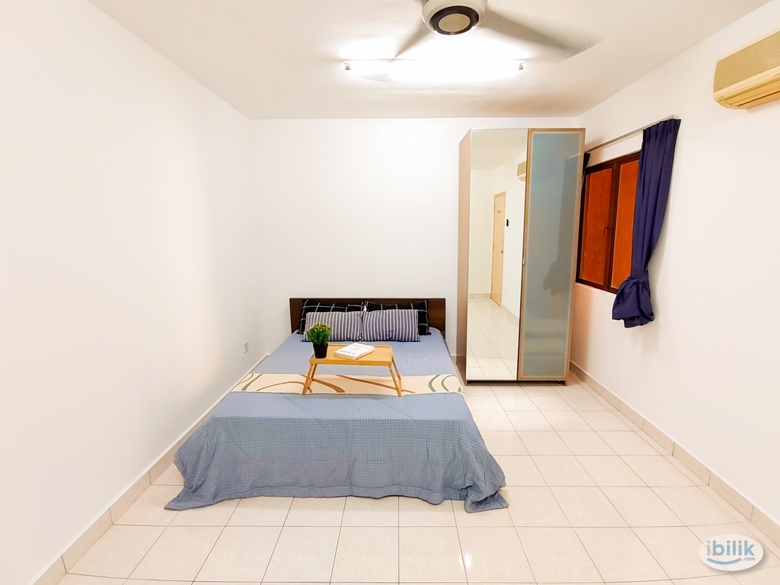 Walk to MRT !!Queen Bed Medium Room with AC & Window@, ,Kota Damansara,MRT Surian,Ara Damansara , Shah Alam, Sungai Bulo - Image 1