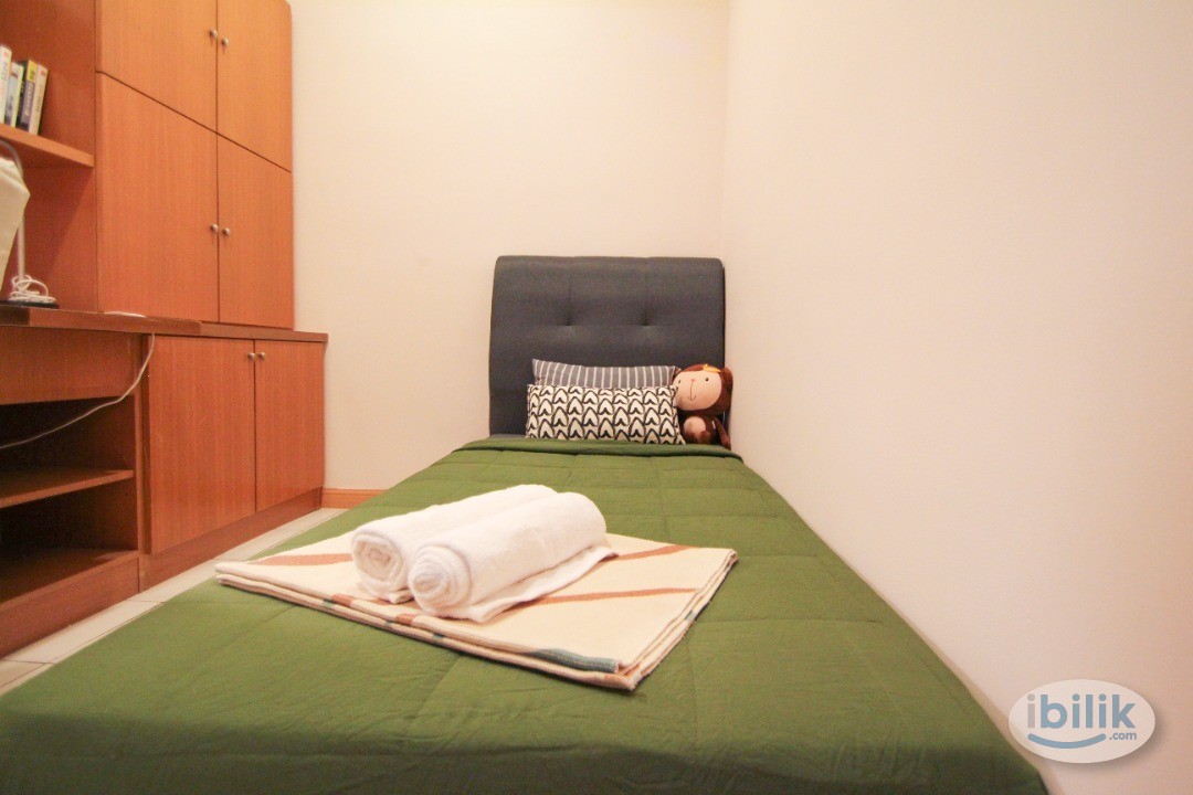 Single Room with wall fan @ Bukit Bintang, KLCC, Pavillion, - Image 1