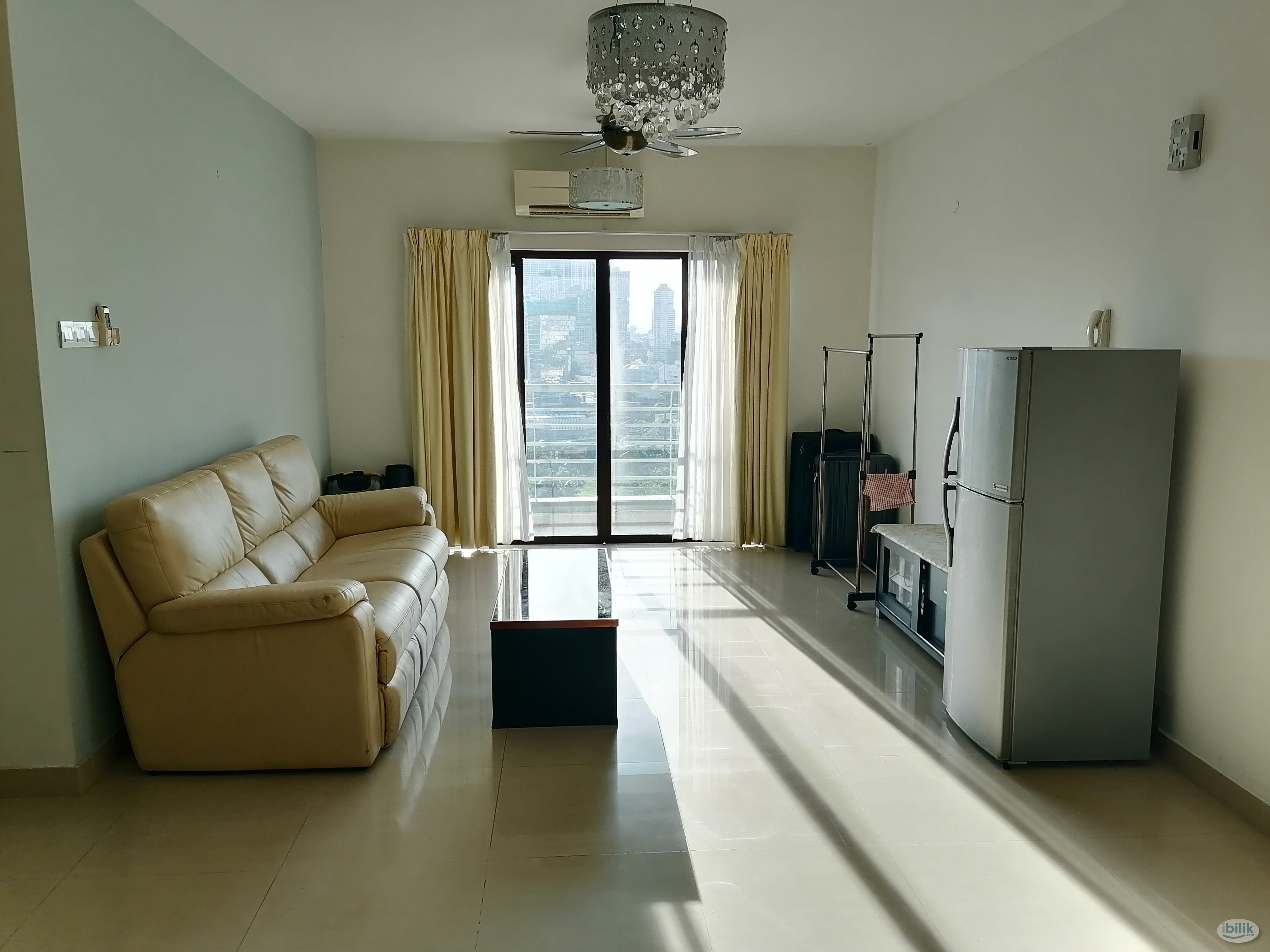 Affordable Room near Midvalley - Image 2
