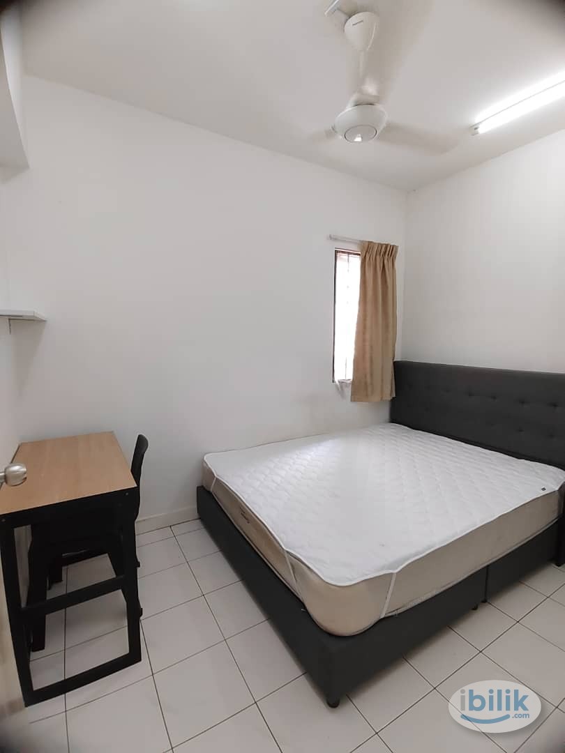 Medium Room with fans only @ Ara Damansara ,5 Min Walk To LRT ,Near to Grocery ,shop,Mall, Subang Airport - Image 3