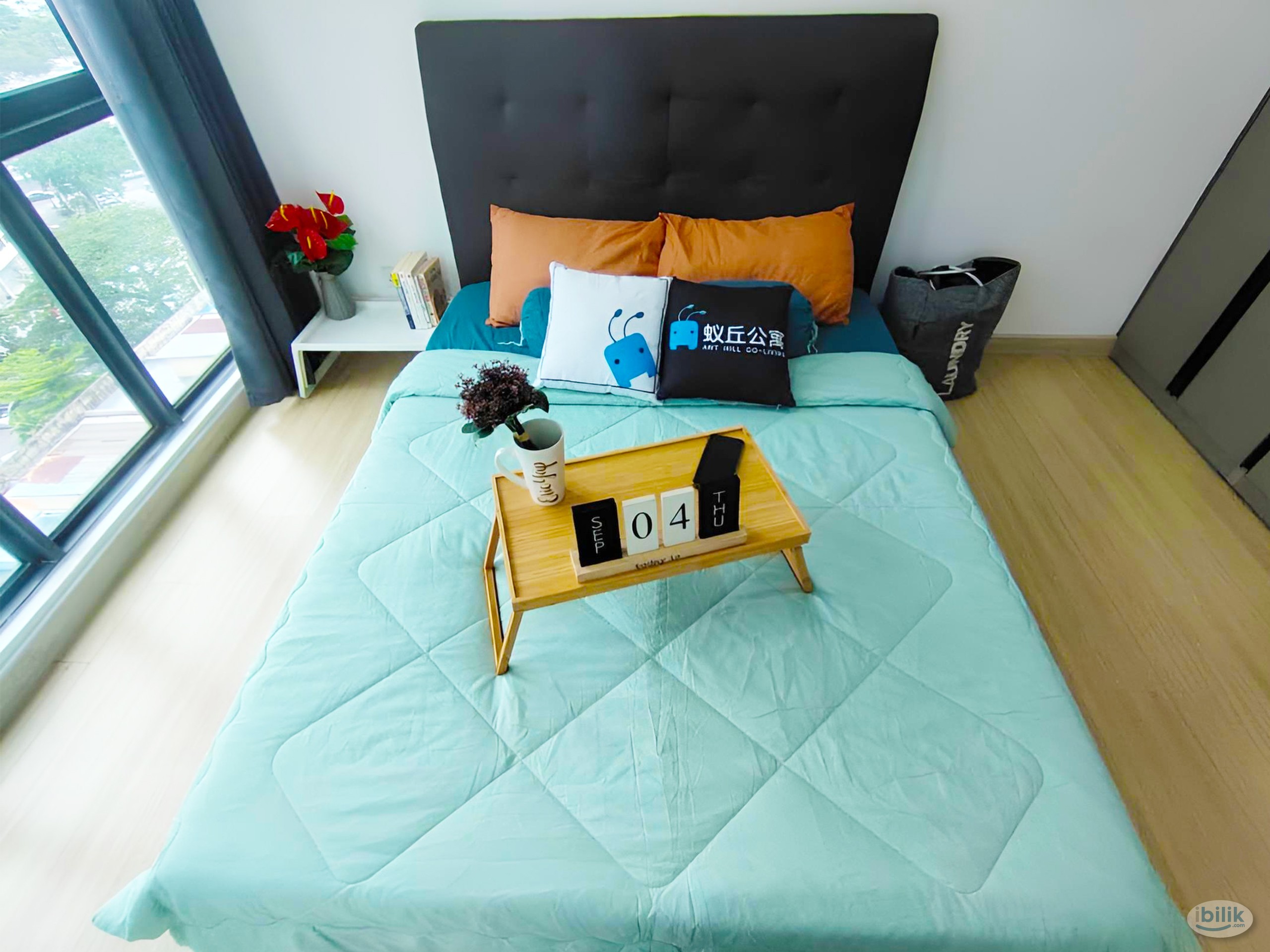 Own bathroom ! Queen Bed Master Room with AC & Window  @ Old Klang Road ,, Near Midvalley, Near KTM , Sri petaling , Kuc - Image 3