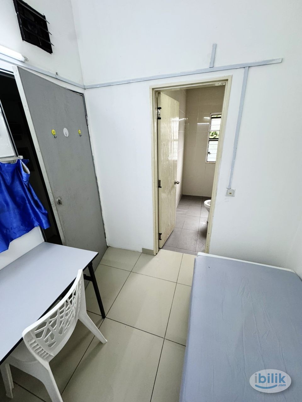 ‼️🤩 SINGLE ROOM WITH ATTACHED BATHROOM 🤩‼️ MOVE IN IMMEDIATELY WITH ZERO DEPOSIT IN SHAH ALAM ‼️😱 - Image 1