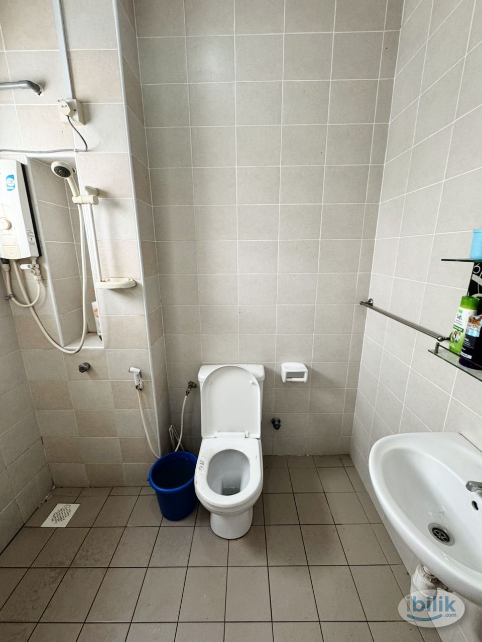 ‼️🤩SPACIOUS ROOM NEAR SETIA CITY MALL 🤩‼️MOVE IMMEDIATELY WITH ZERO DEPOSIT ‼️😱 - Image 3