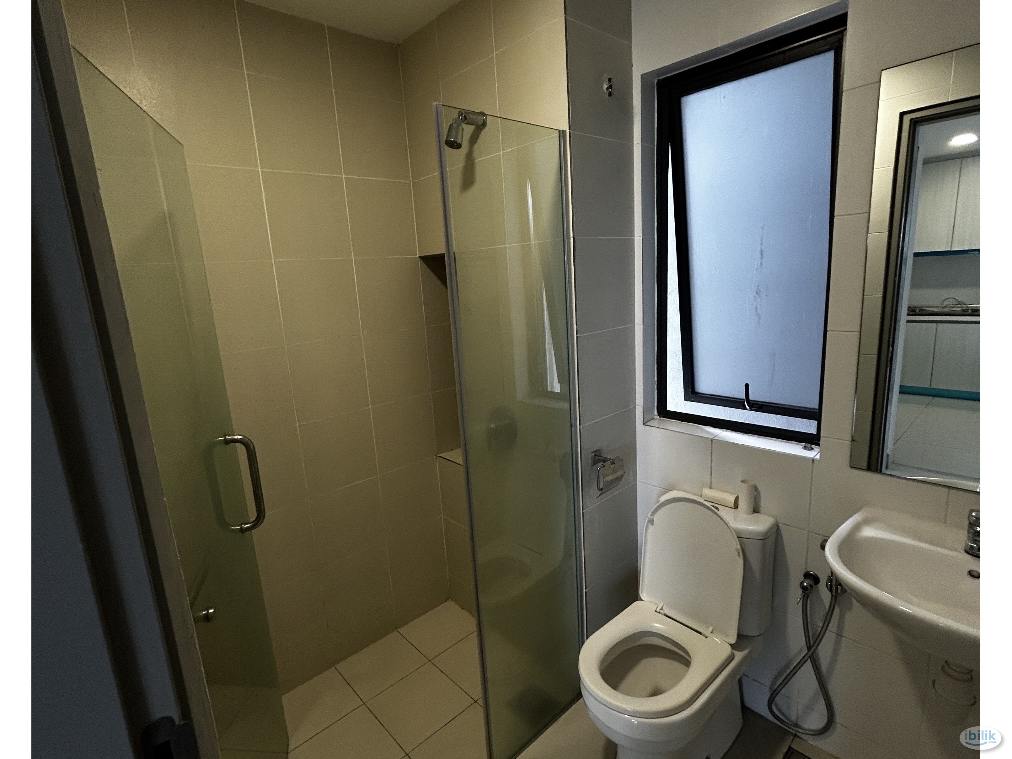 Middle Room For Rent 1Tebrau Residences - Image 3