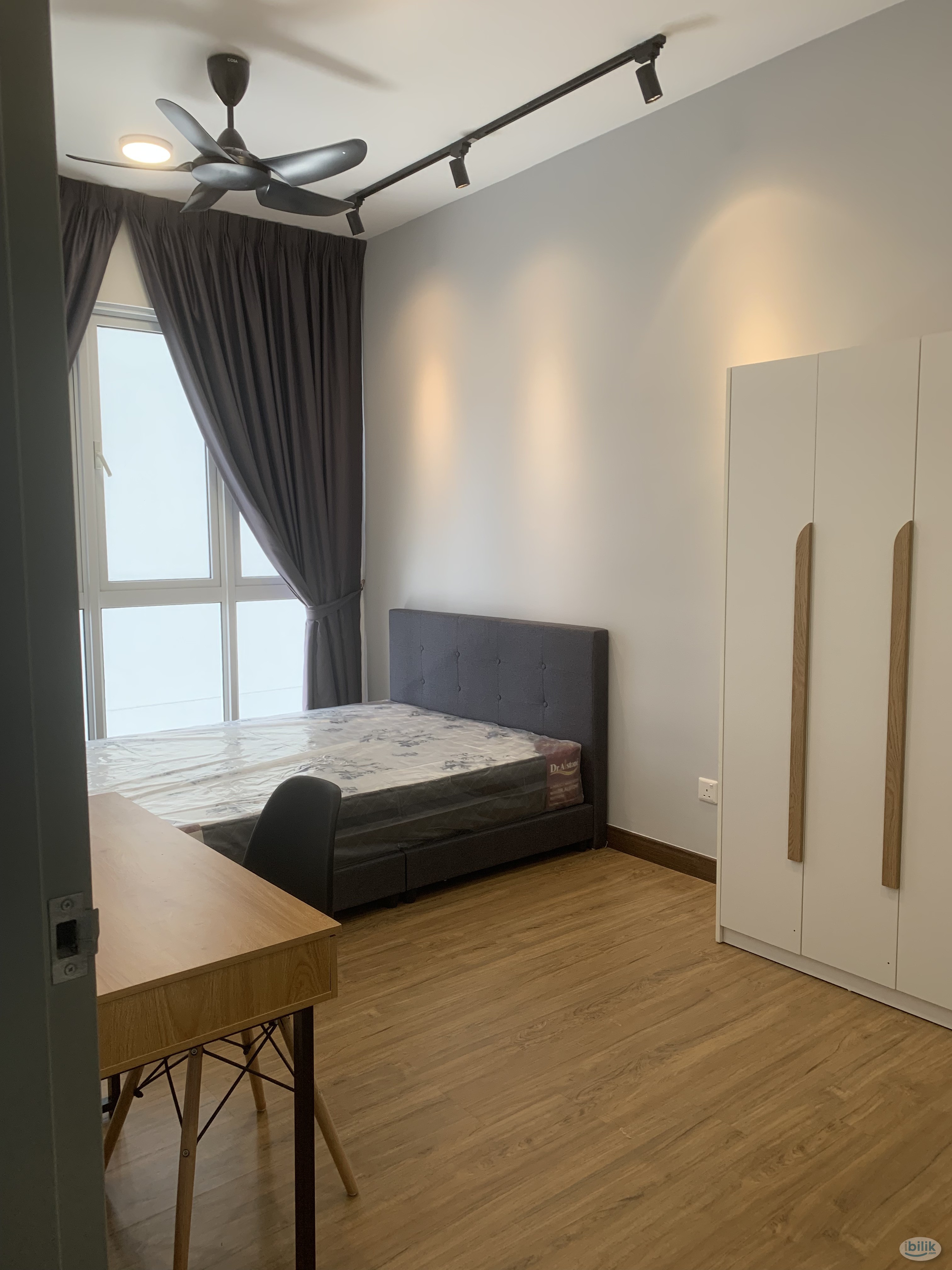 Middle Room at Pinnacle, Sri Petaling Jalan Radin Anum -  Rental included Utilities - Image 3